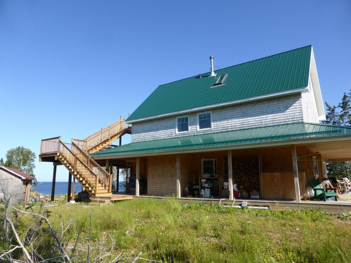 North Shore Retreat - Off-Grid - Oceanfront Indian Brook Exterior photo