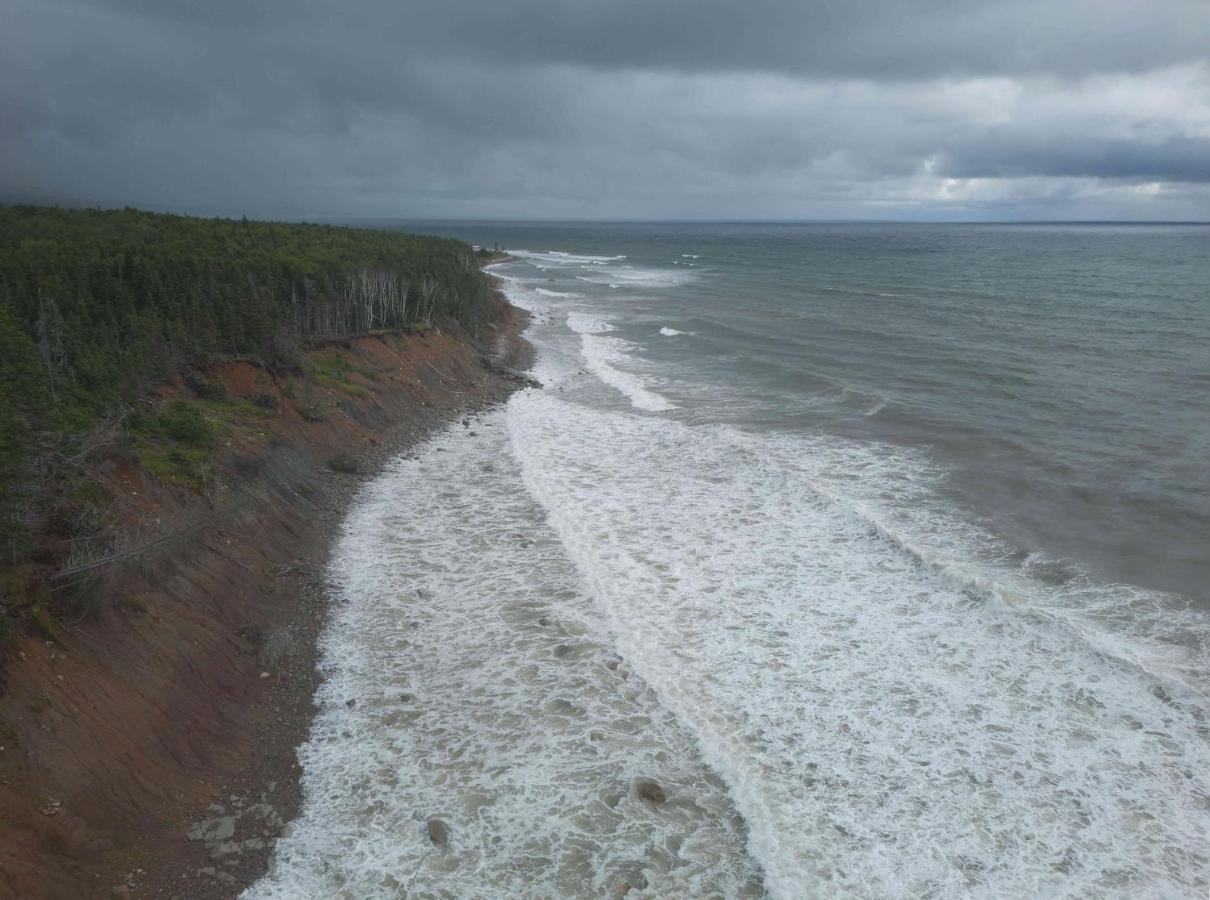 North Shore Retreat - Off-Grid - Oceanfront Indian Brook Exterior photo