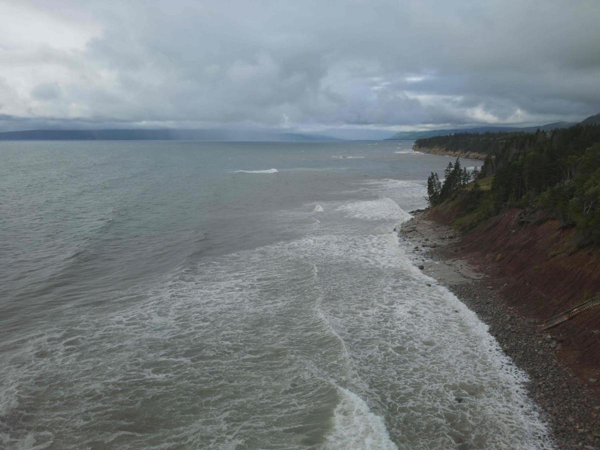 North Shore Retreat - Off-Grid - Oceanfront Indian Brook Exterior photo